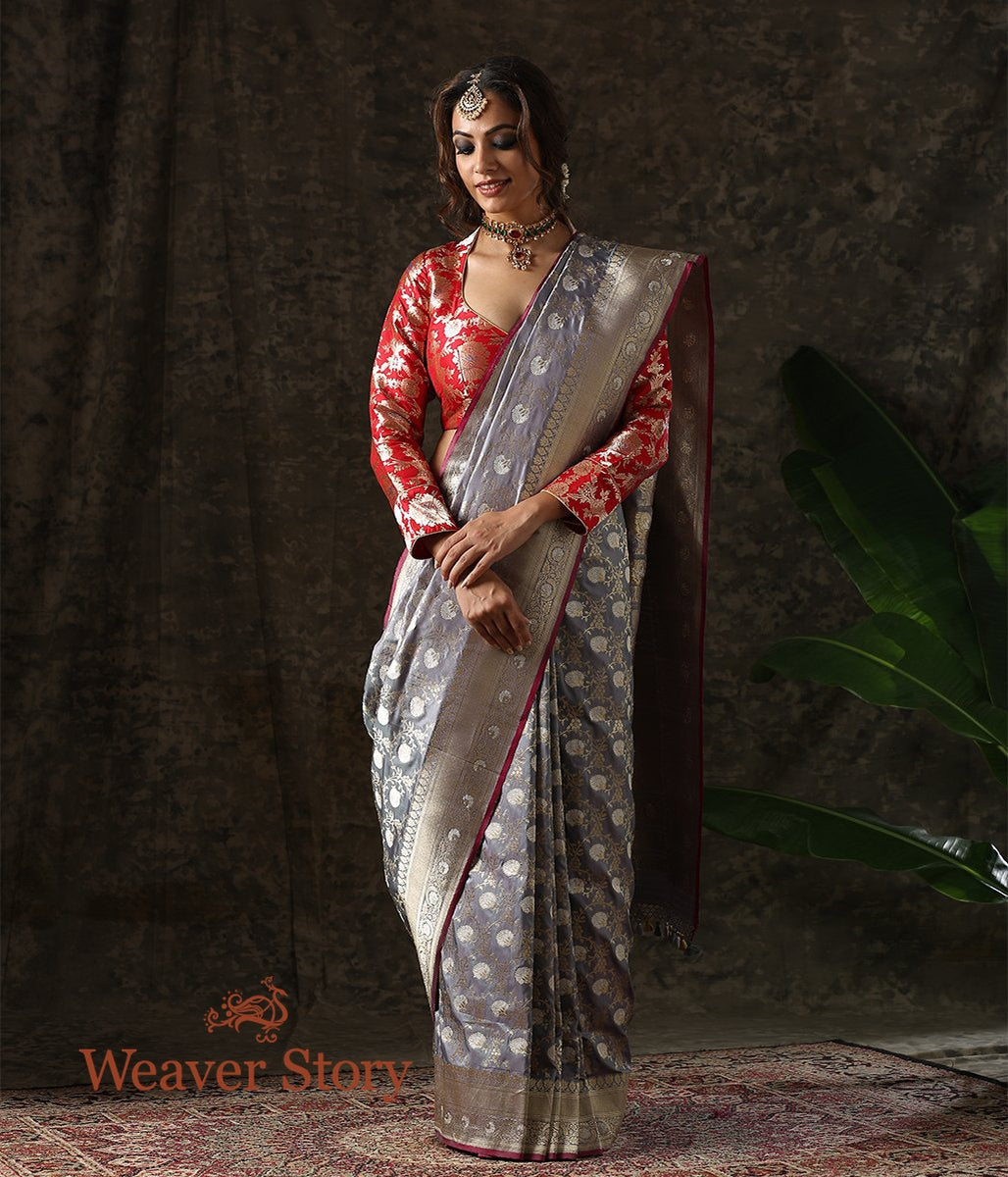 Handloom_Grey_Kadhwa_Banarasi_Saree_with_Sona_Rupa_Zari_WeaverStory_02
