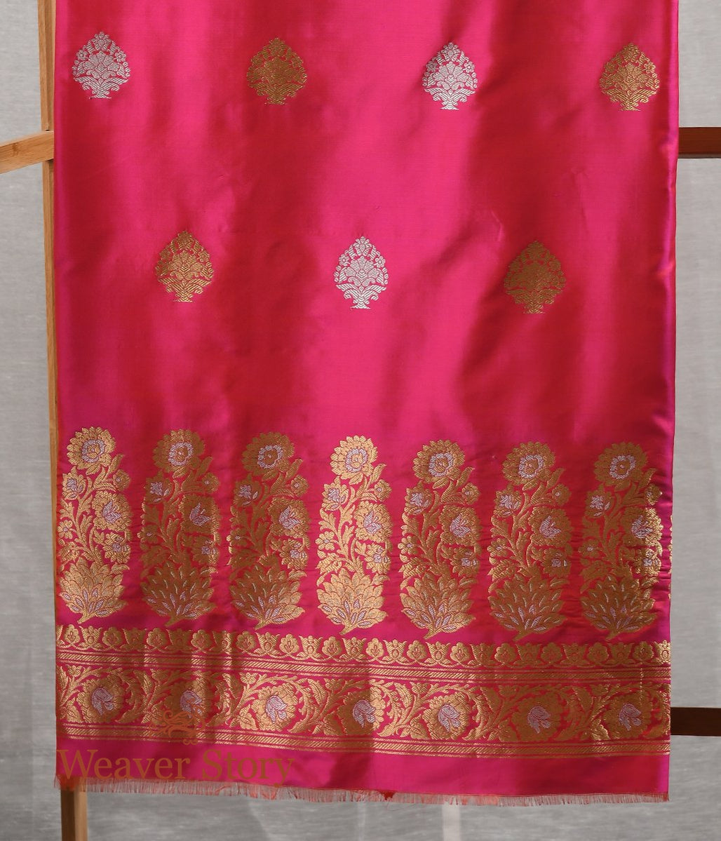 Handwoven_Pink_Floral_Booti_Kadhwa_Suit_Set_WeaverStory_02