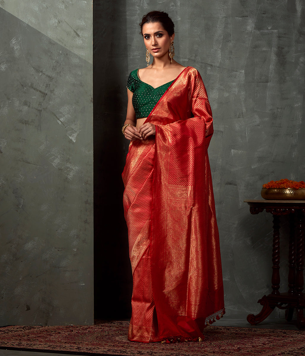 Handwoven_Red_Katan_Silk_saree_with_Small_Paisley_Motifs_Woven_in_Zari_WeaverStory_02