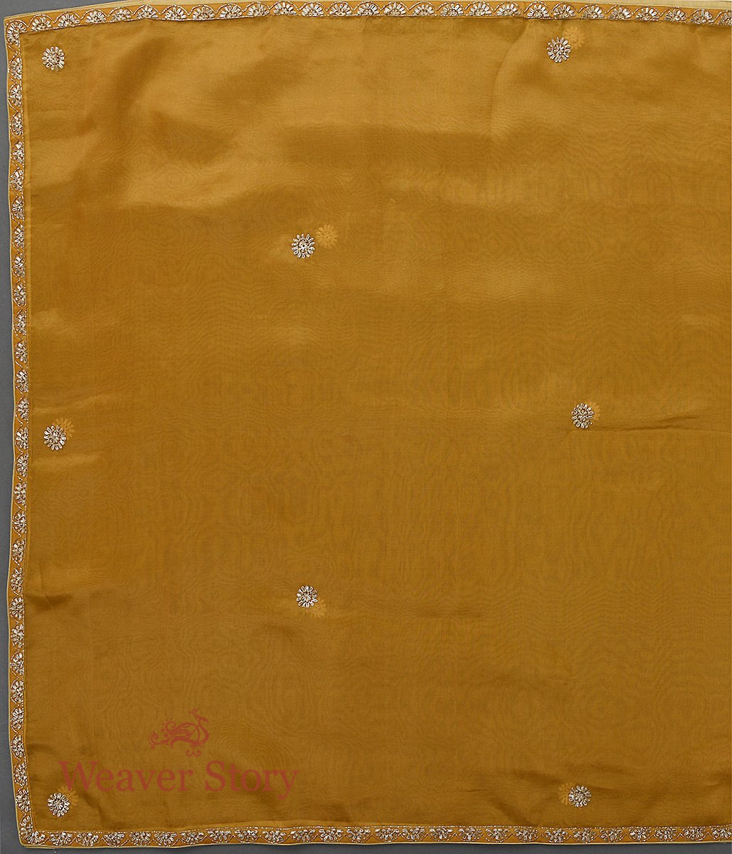 Handloom_Yellow_Dupatta_with_Scalloped_Zardozi_Work_WeaverStory_03