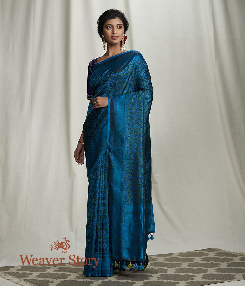 Handwoven_Blue_Green_Reshmi_Jamawar_Saree_WeaverStory_02