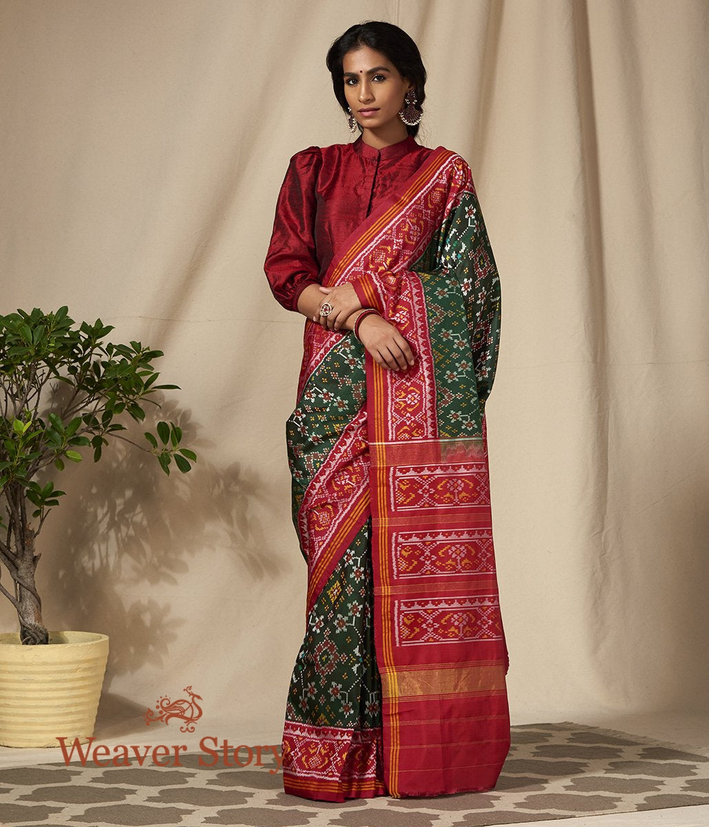 Handloom_Green_Gujarat_Patola_Saree_with_Red_Border_WeaverStory_02