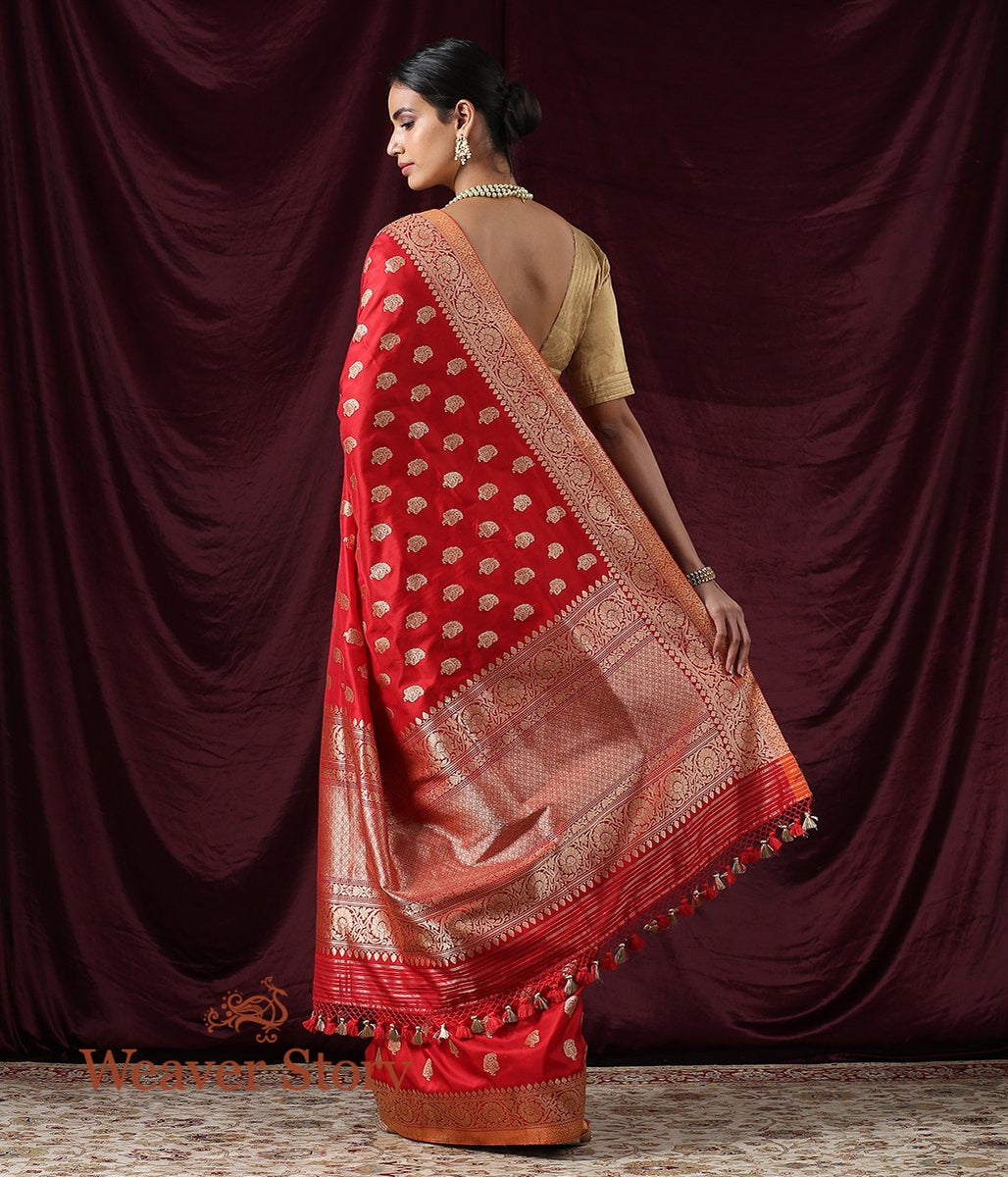 Handwoven_Red_Banarasi_Saree_with_Kairi_Boota_WeaverStory_03