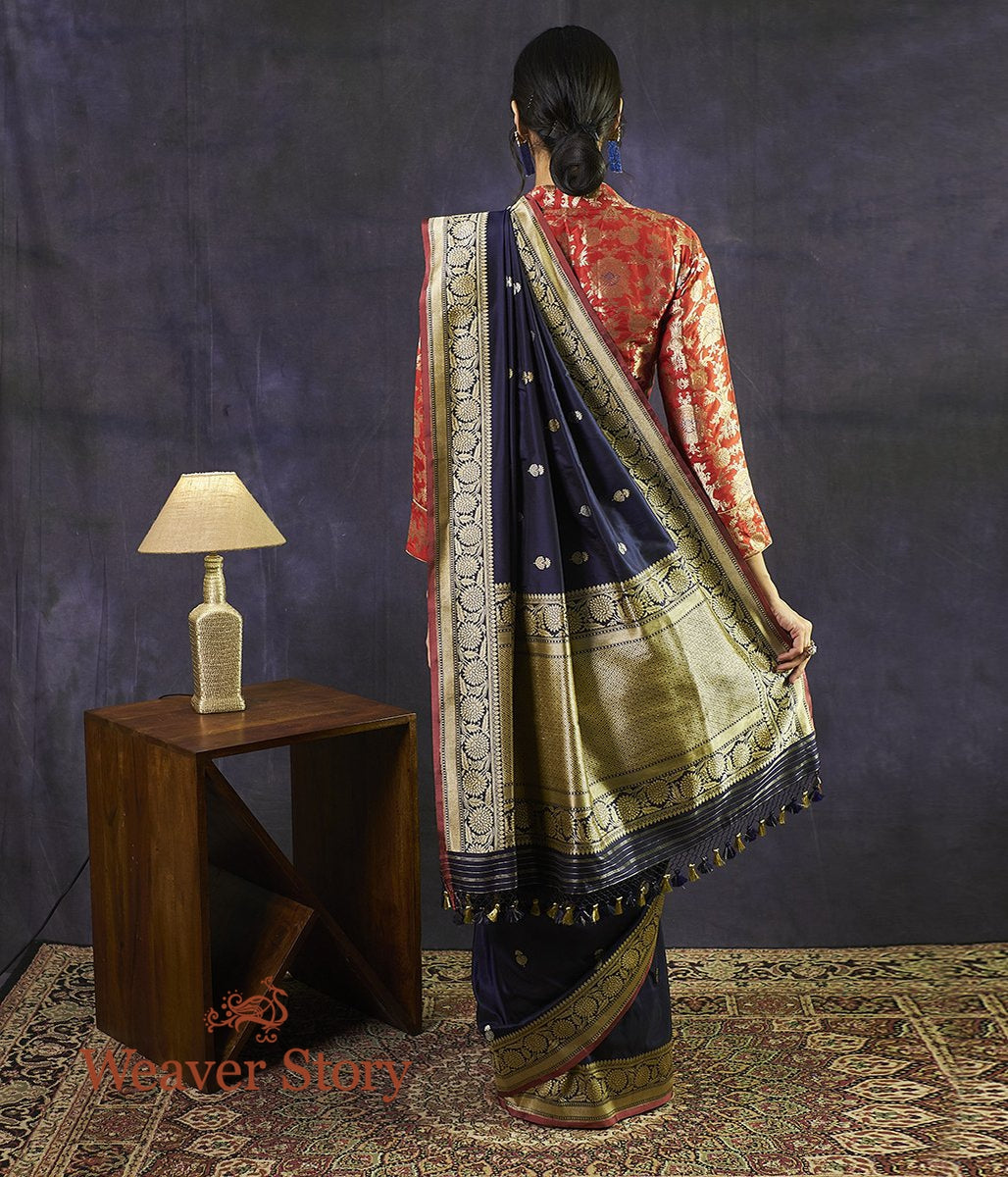 Handwoven_Blue_Kadhwa_Booti_Saree_WeaverStory_03