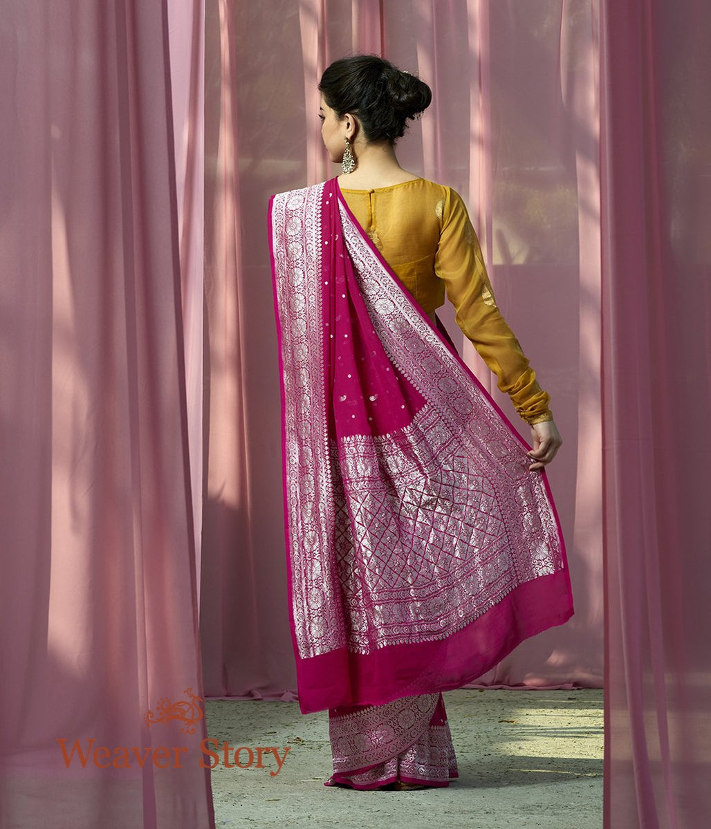 Handloom_Pink_Banarasi_Georgette_Saree_with_Silver_Zari_WeaverStory_03