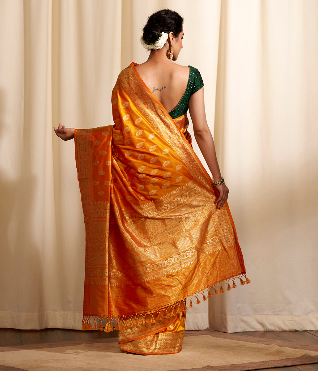 Handwoven_Kadhwa_booti_banarasi_in_an_unusual_yellow_and_red_dual_tone_WeaverStory_03