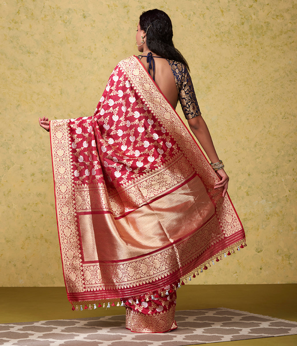 Handloom_Maroon_Kadhwa_Jangla_with_Sona_Rupa_Zari_WeaverStory_03