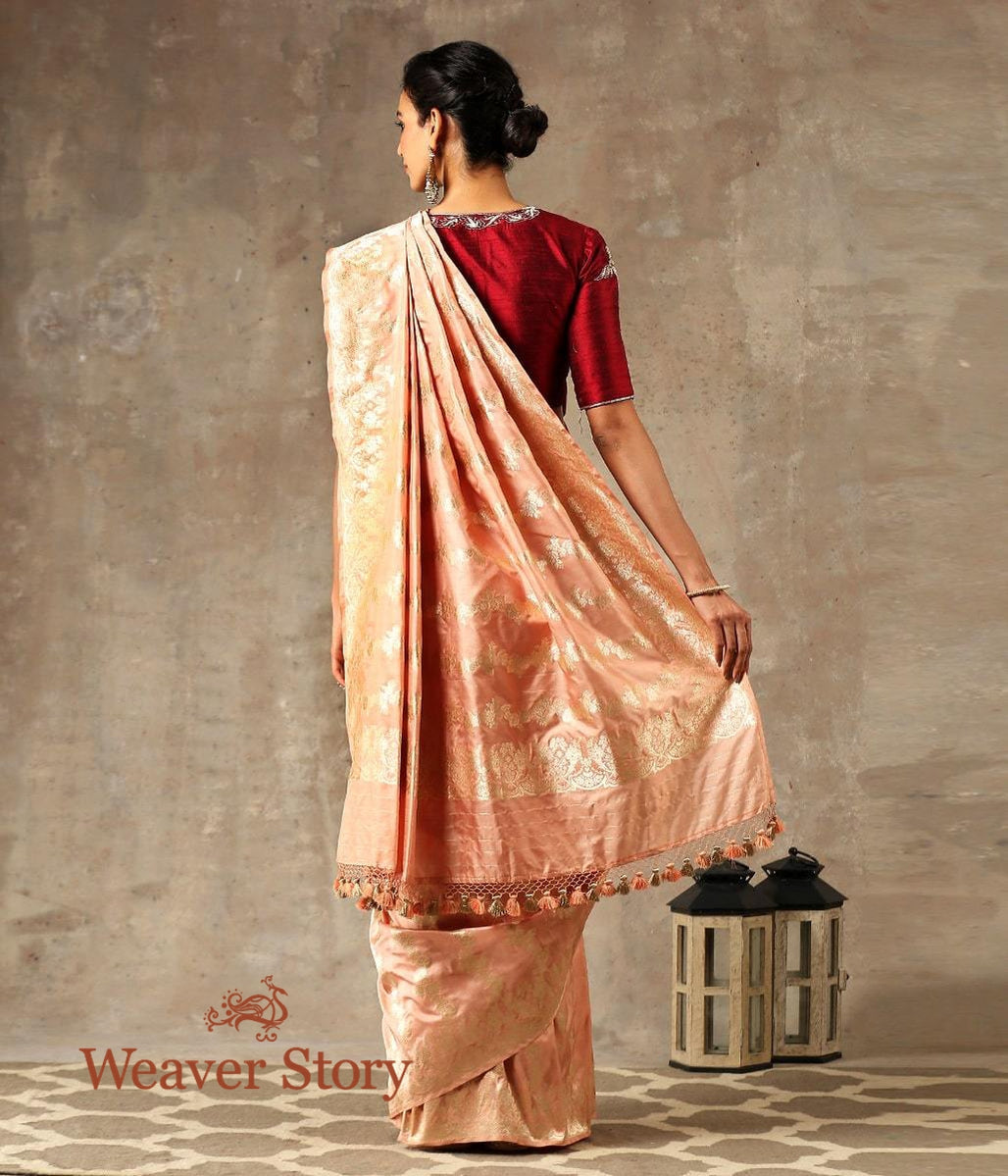 Handwoven_Dull_Peach_Banarasi_Saree_with_Floral_Scalloped_Border_WeaverStory_03