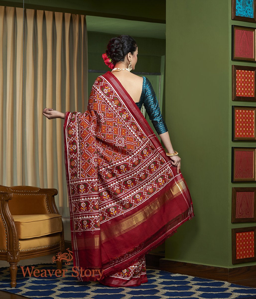 Handwoven_Patan_Patola_in_Rust_and_Maroon_WeaverStory_03