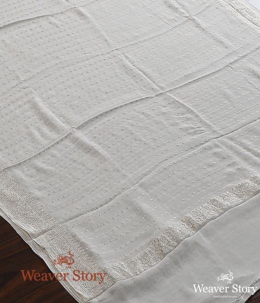 Handwoven_White_Georgette_Dupatta_with_Silver_Zari_WeaverStory_03