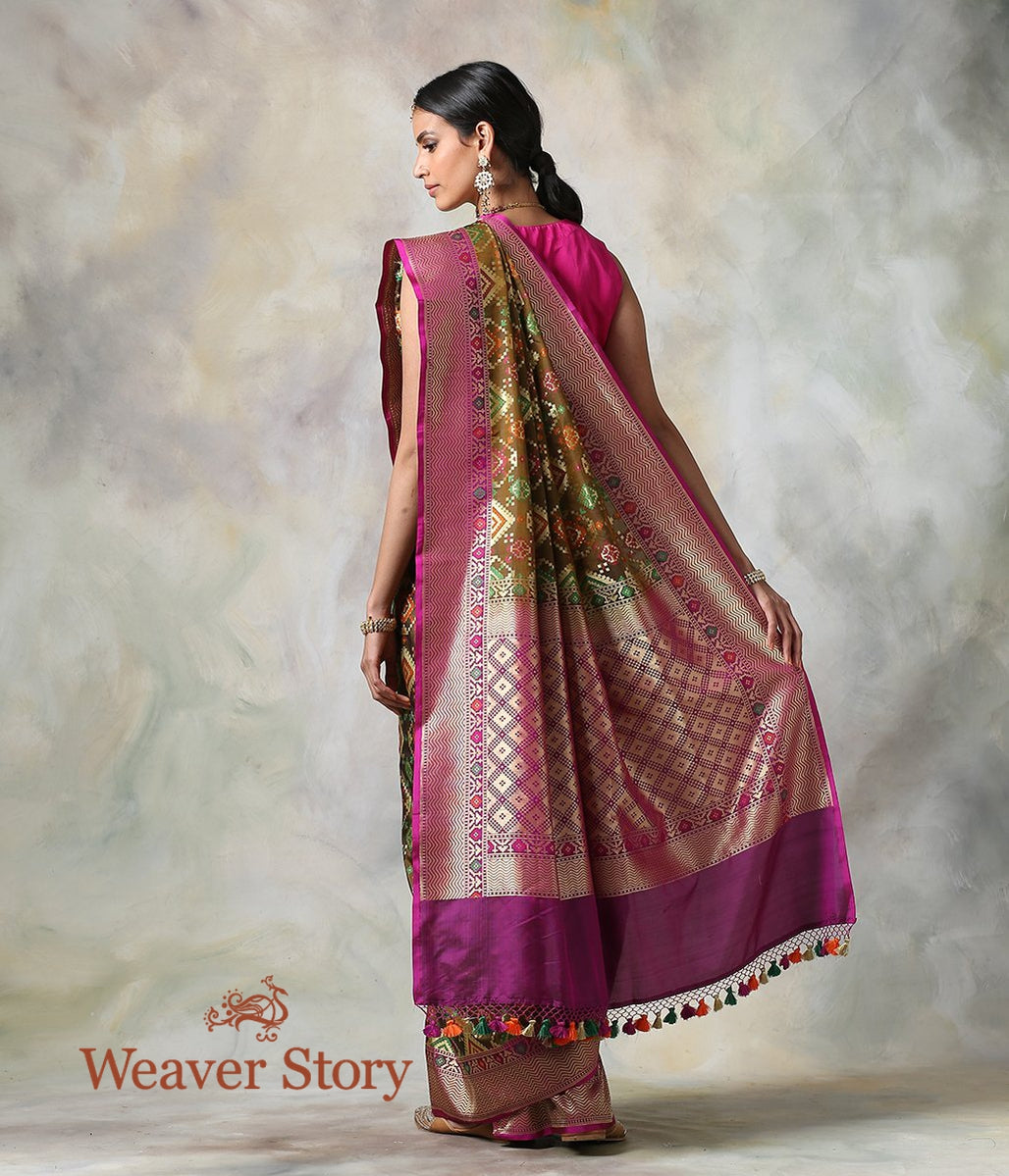 Handwoven_Banarasi_Patola_Saree_in_Henna_Green_with_Pink_Border_WeaverStory_03