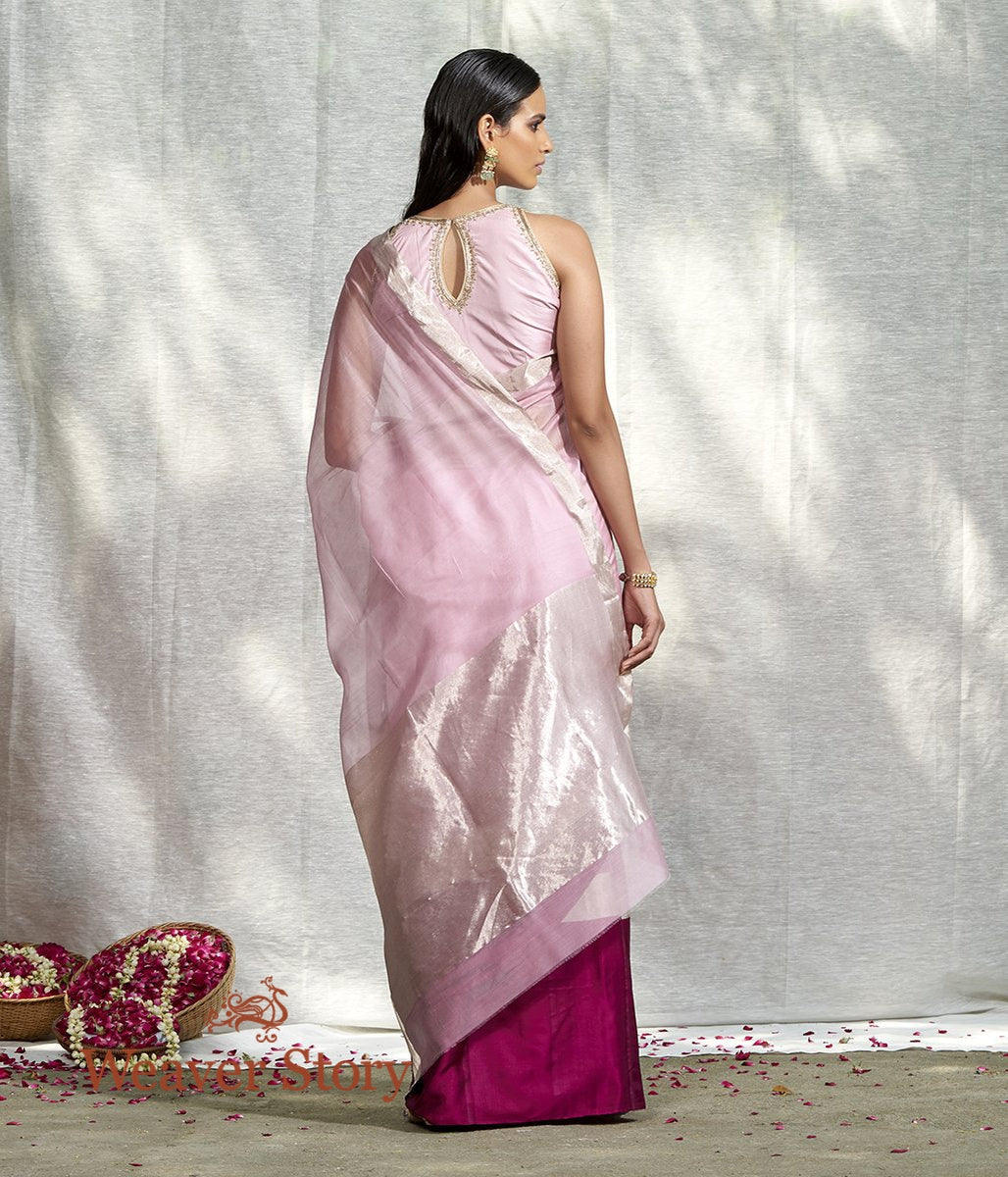 Handwoven_Pink_Plain_Saree_with_Purple_Mushroo_Border_WeaverStory_03