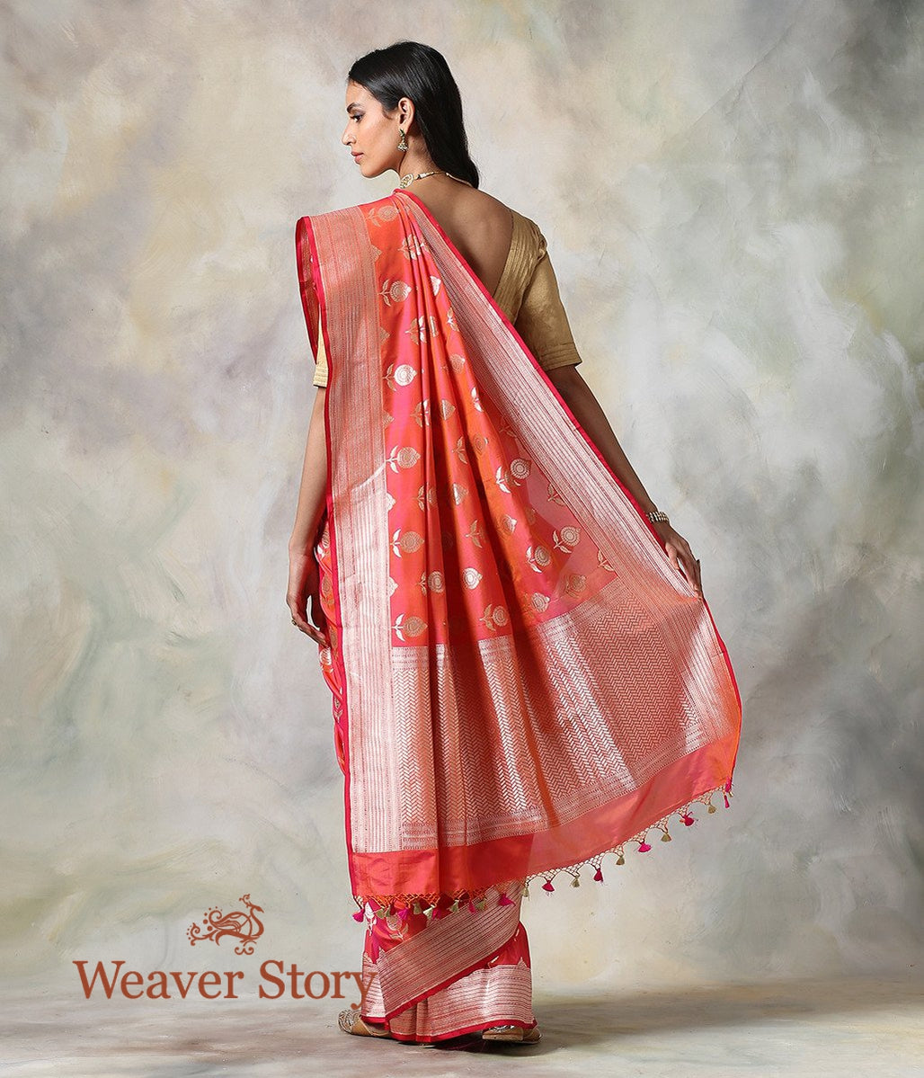 Handwoven_Peach_&_Pink_Dual_Tone_Floral_Booti_with_Red_Selvedge_WeaverStory_03