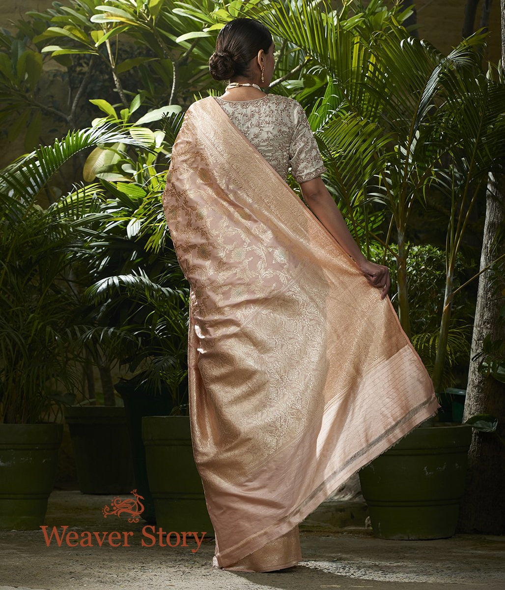 Handwoven_Powder_Pink_Shikargah_Jangla_Saree_WeaverStory_03
