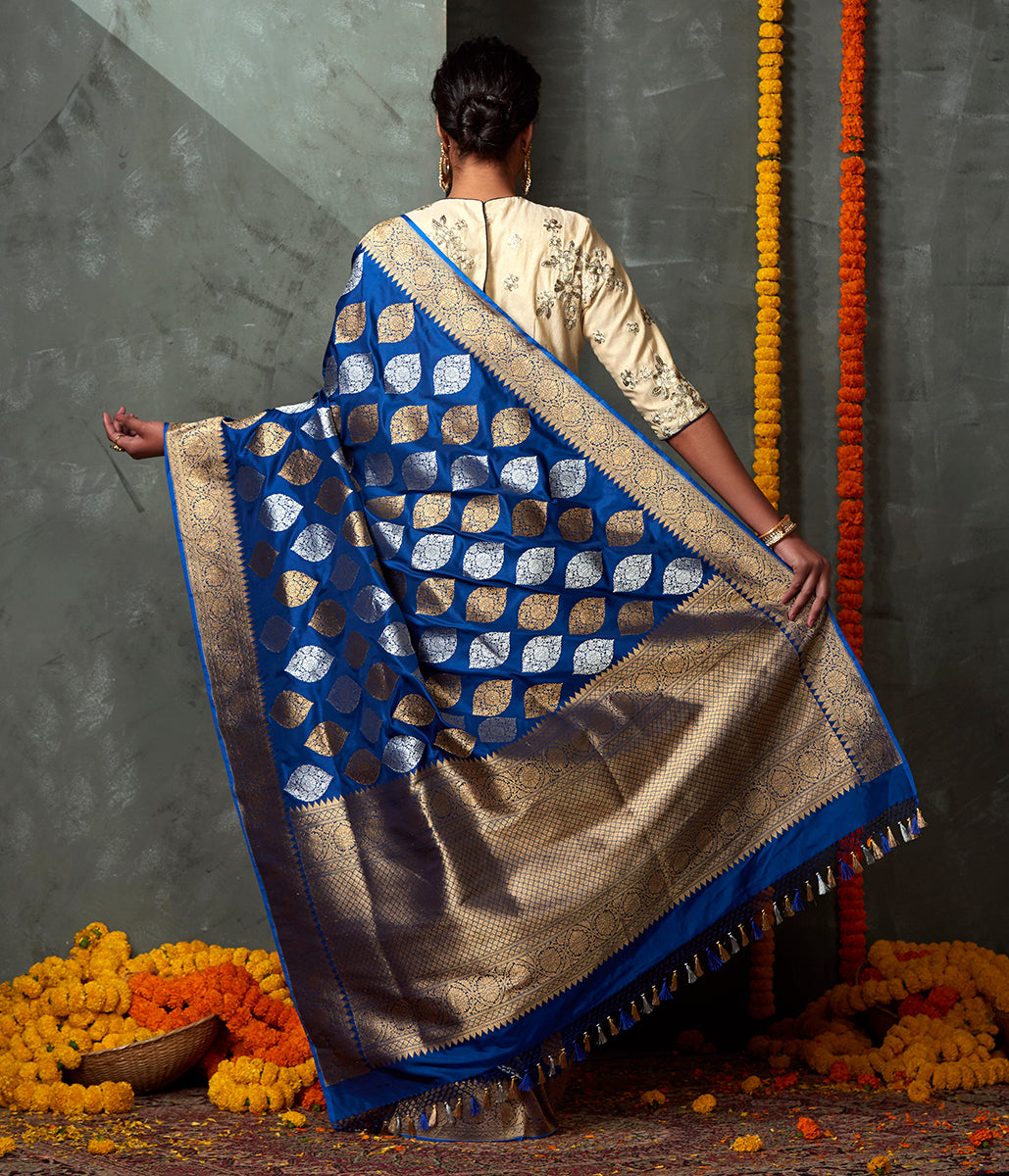 Handloom_Royal_Blue_Kadhwa_Sona_Rupa_Jangla_WeaverStory_03