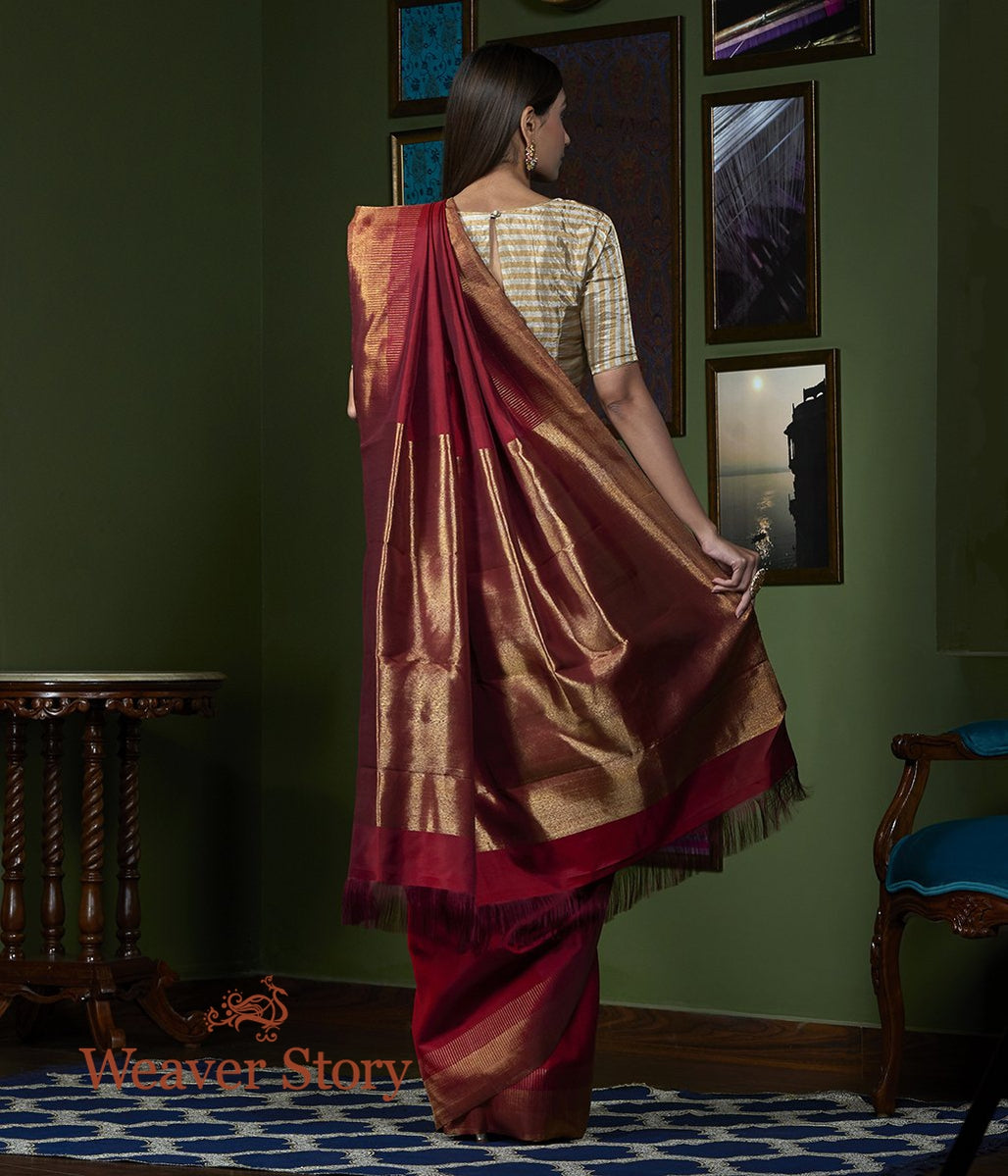 Handloom_Maroon_Kanjivaram_Saree_with_Pure_Zari_Border_Stripes_WeaverStory_03
