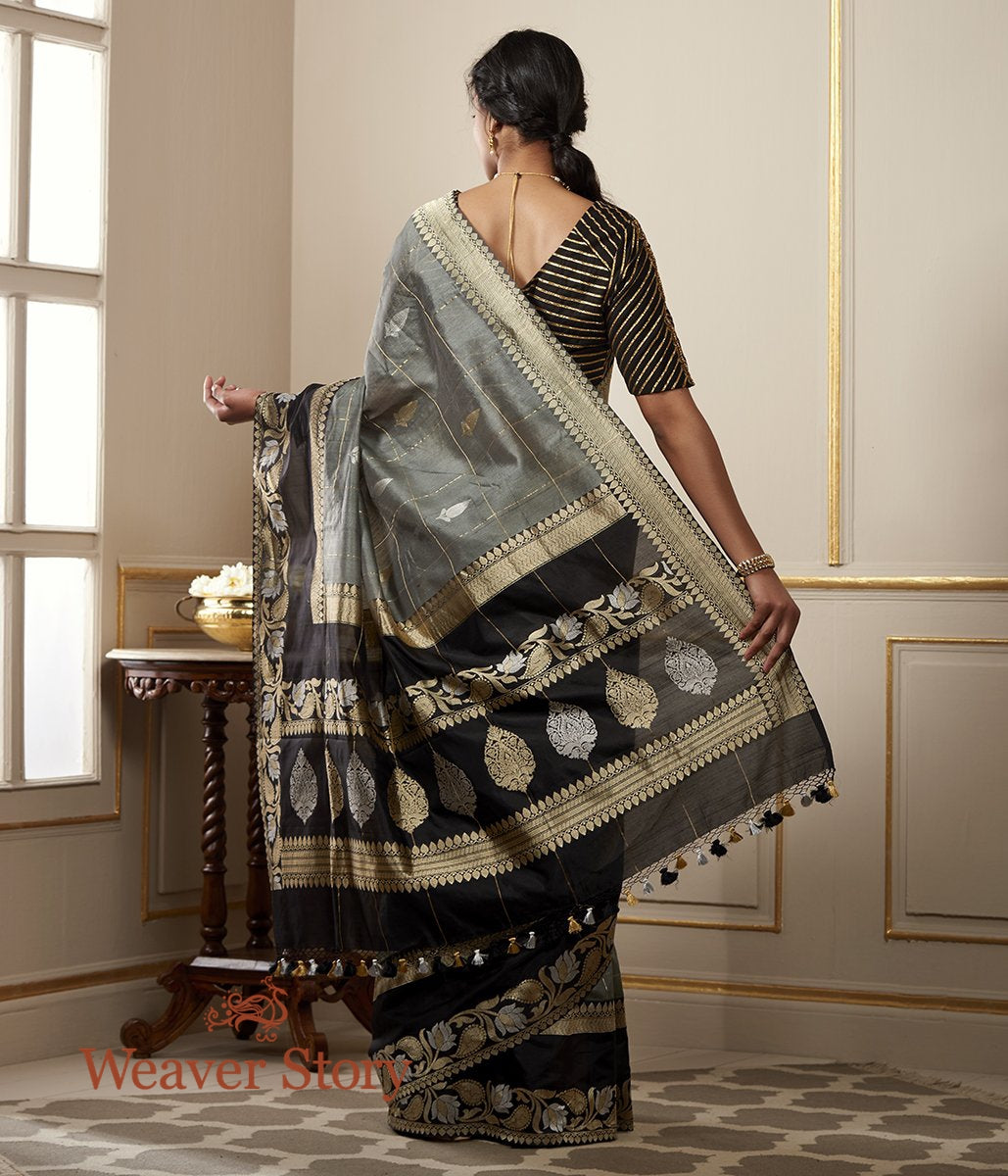 Handloom_Grey_Tusser_Silk_Saree_with_Checks_and_Contrast_Border_WeaverStory_03