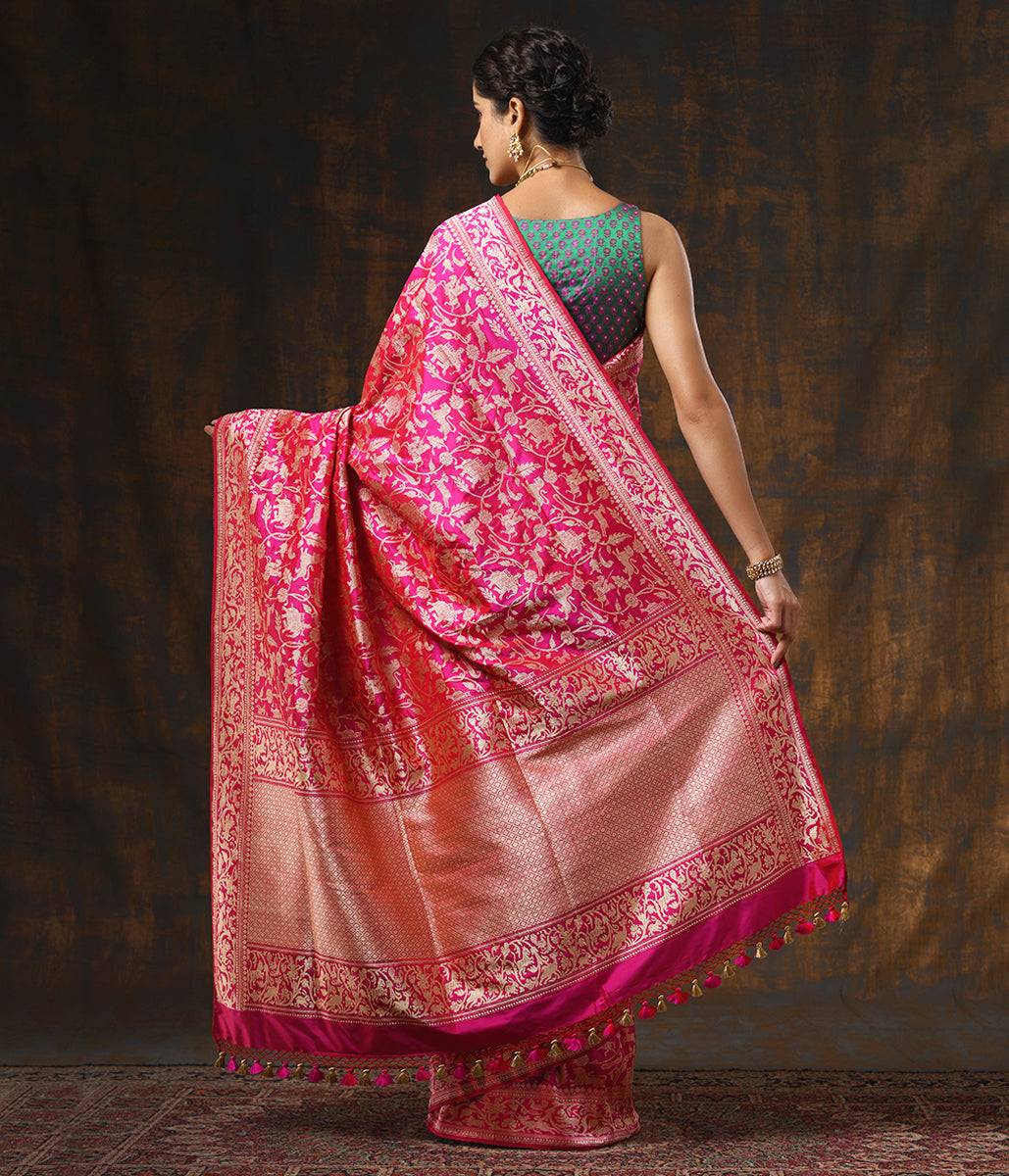 Handloom_Banarasi_Shikargah_Saree_Woven_in_Kadhwa_Weave_WeaverStory_03