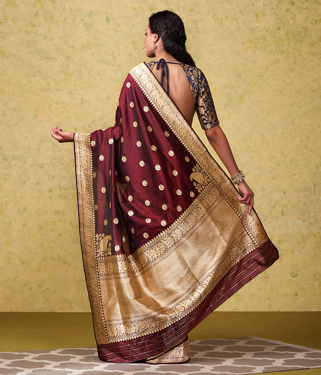 Handwoven_Maroon_Dual_Tone_Chaand_Boota_Saree_WeaverStory_03