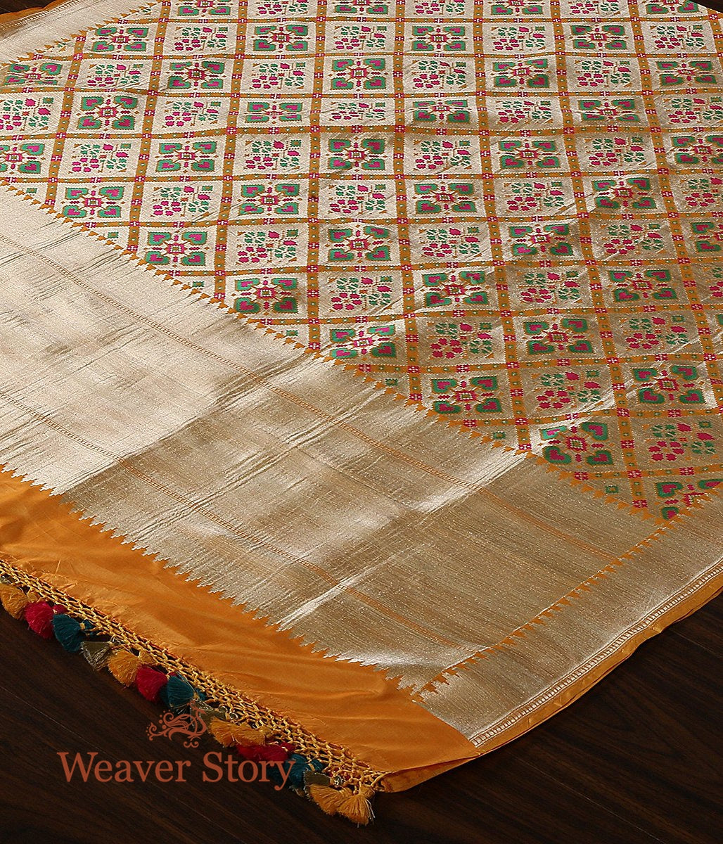 Handloom_Yellow_and_Gold_Banarasi_Patola_Dupatta_with_Zari_Base_WeaverStory_03