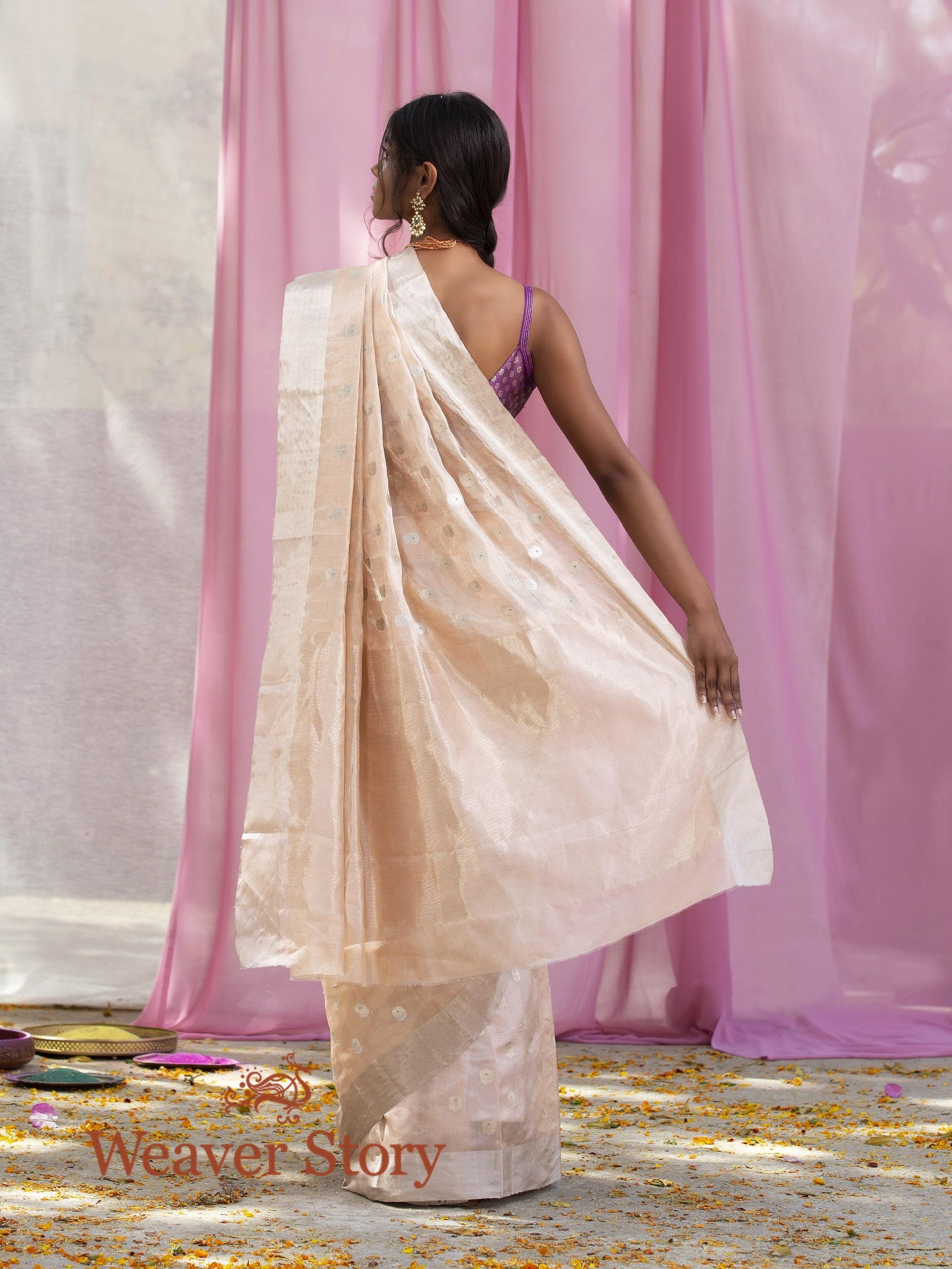 Handwoven_Peach_Silver_Tissue_Saree_with_Zari_Booti_WeaverStory_03