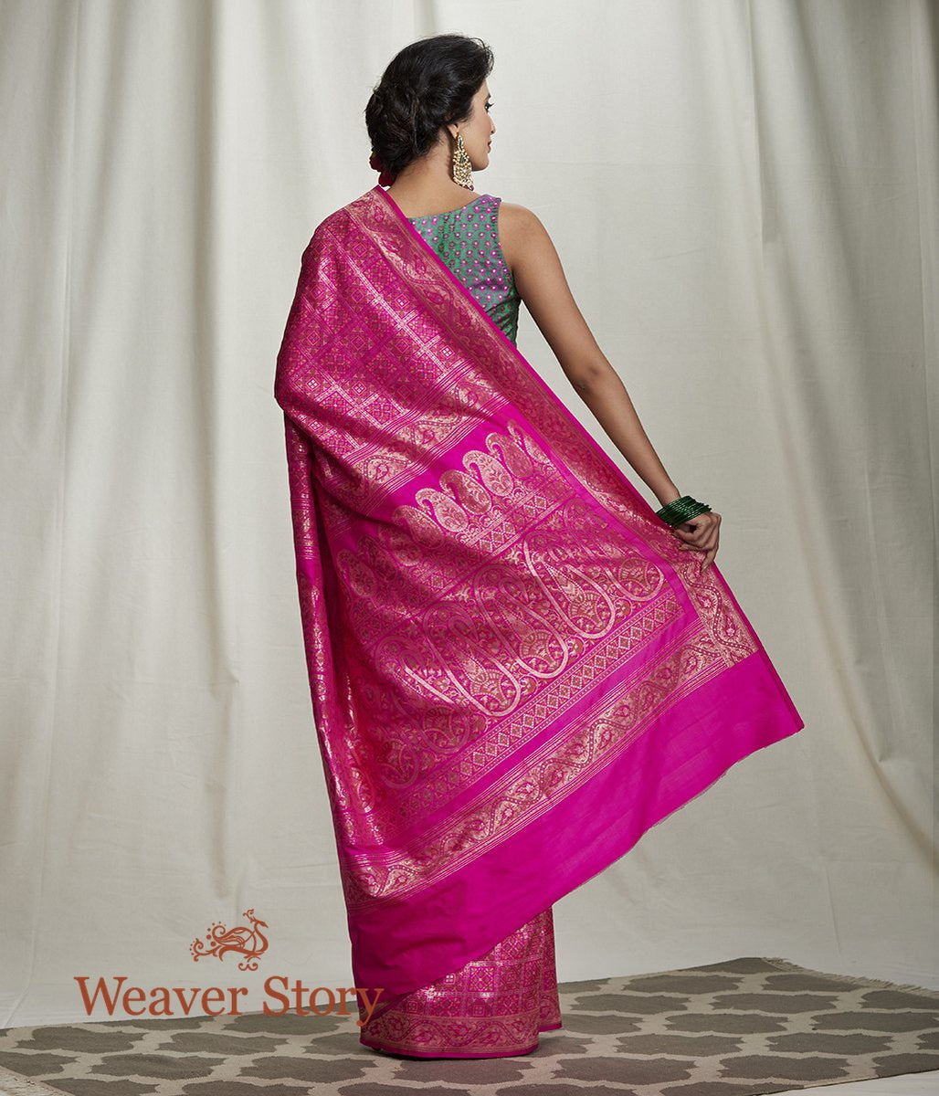 Handwoven_Pink_Banarasi_Gharchola_Saree_WeaverStory_03