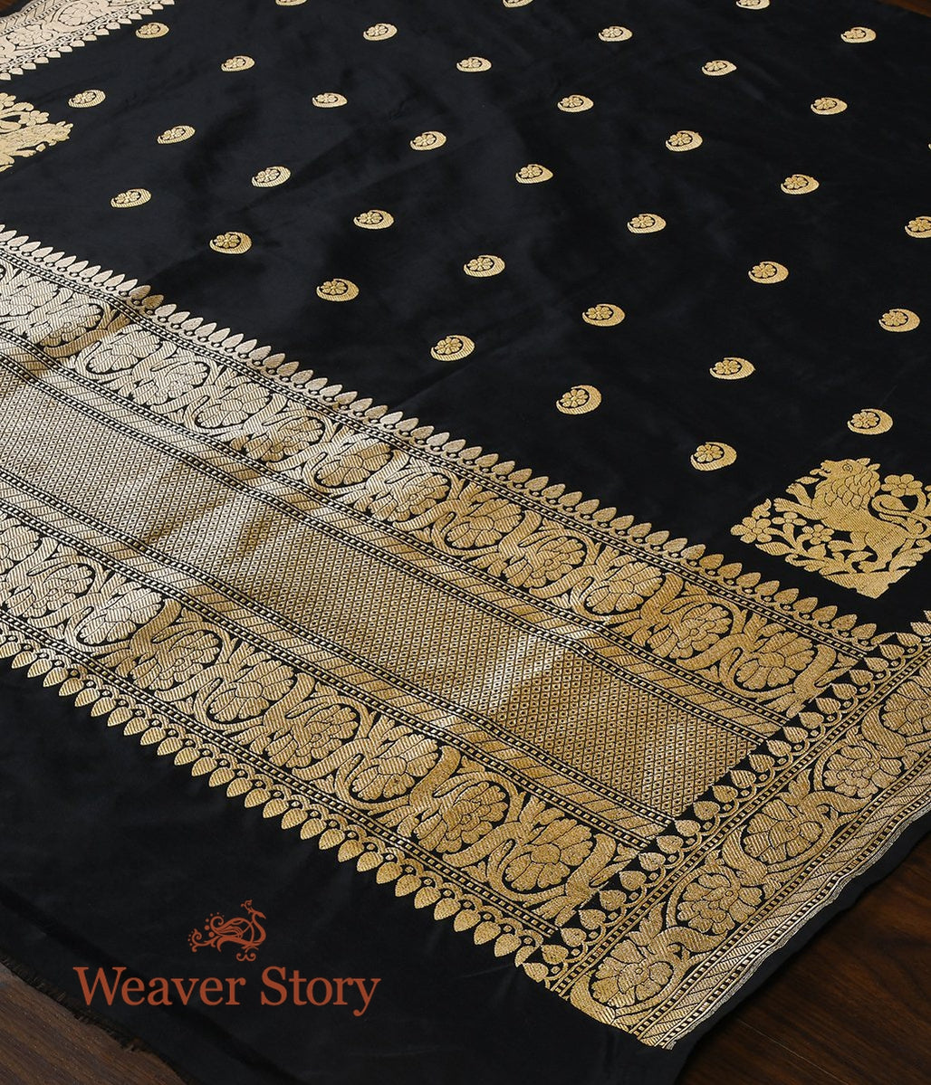 Handloom_Black_Chand_Boota_Dupatta_WeaverStory_03