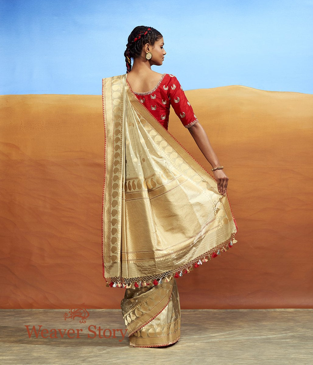 Handloom_Beige_Banarasi_Saree_with_Paisley_Border_WeaverStory_03