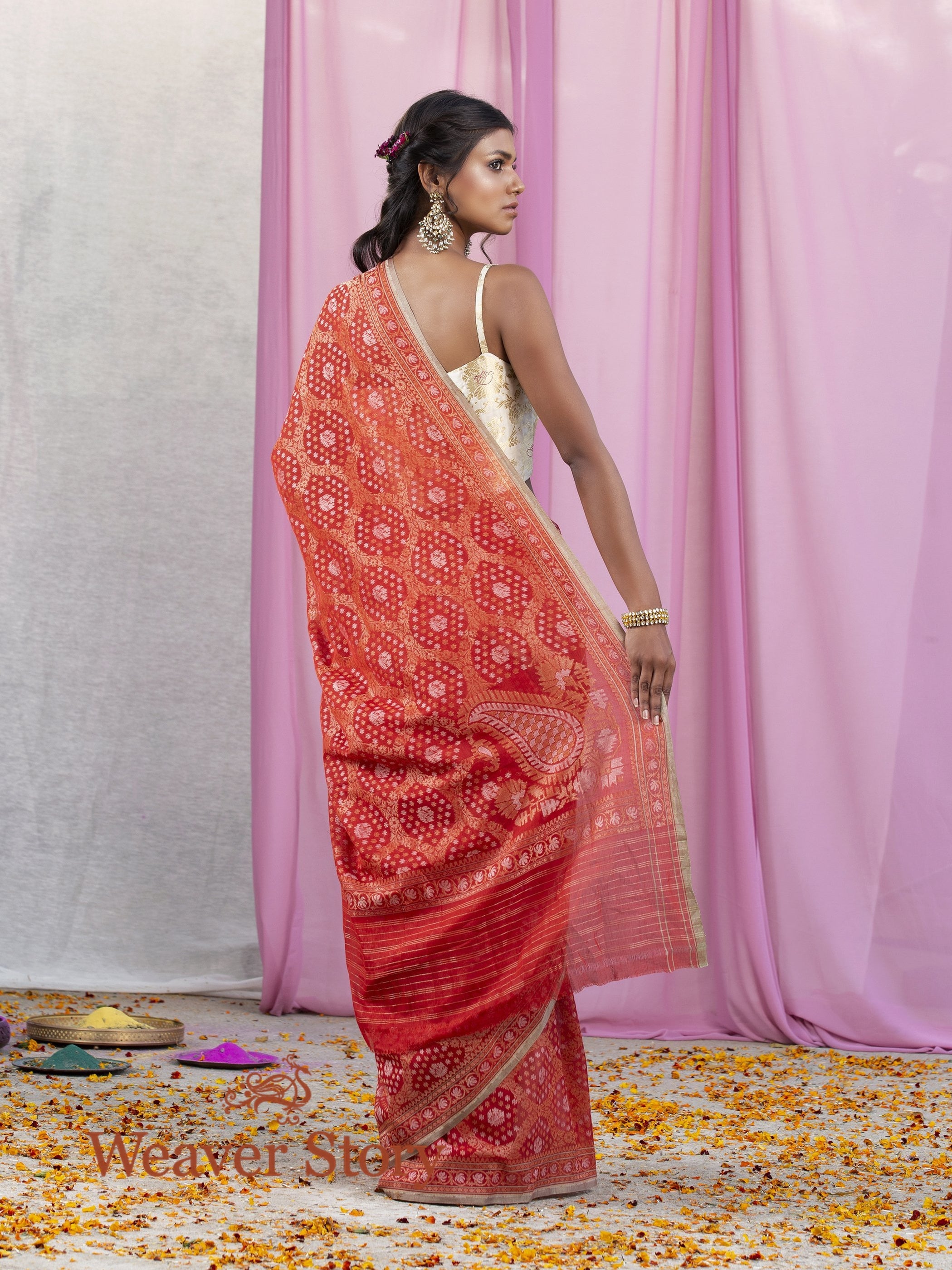 Handwoven_Red_Cotton_Nilambari_Saree_WeaverStory_03