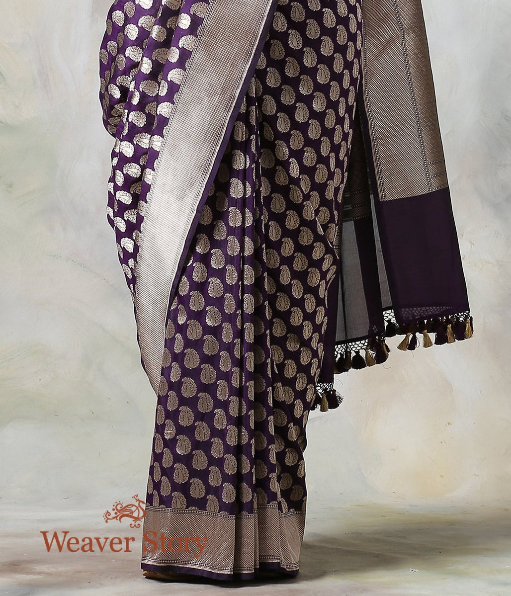 Handwoven_Dark_Purple_Cutwork_Booti_Banarasi_Saree_WeaverStory_04