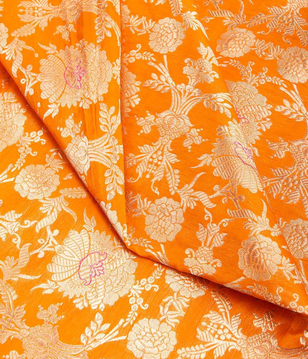 Handloom_Orange_Kadhwa_Jangla_Fabric_WeaverStory_03