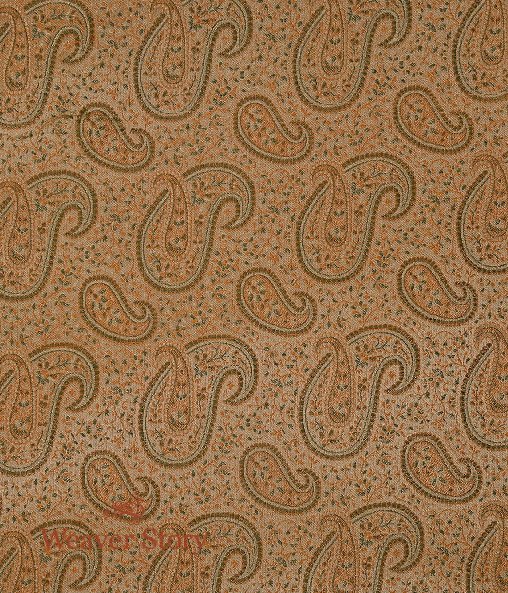 Handloom_Gold_Jamawar_Fabric_with_Paisleys_WeaverStory_03