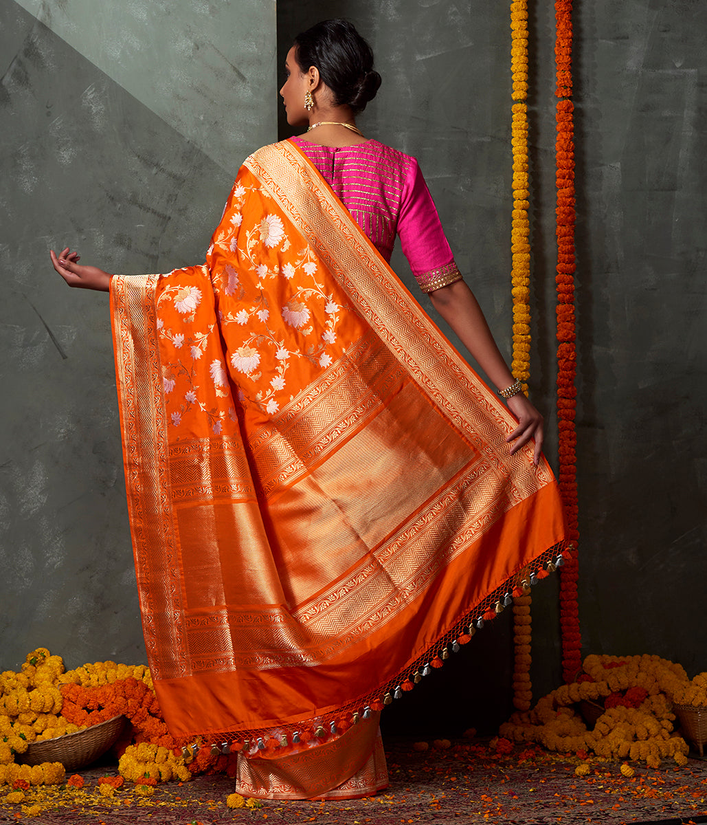 Handloom_Orange_Kamal_Jangla_Saree_WeaverStory_03