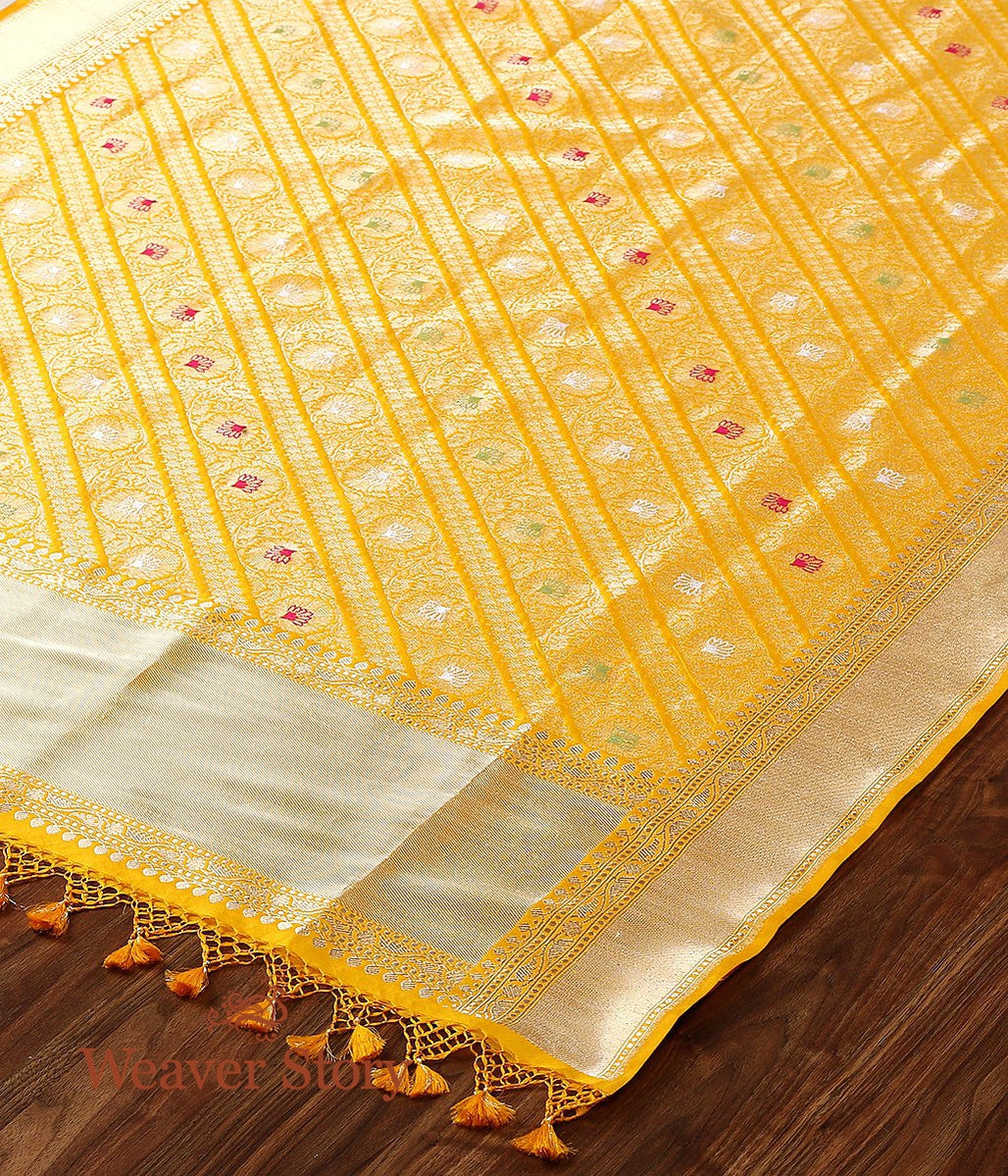 Handloom_Yellow_Aada_Kimkhab_Pure_Katan_Silk_Banarasi_Dupatta_WeaverStory_03