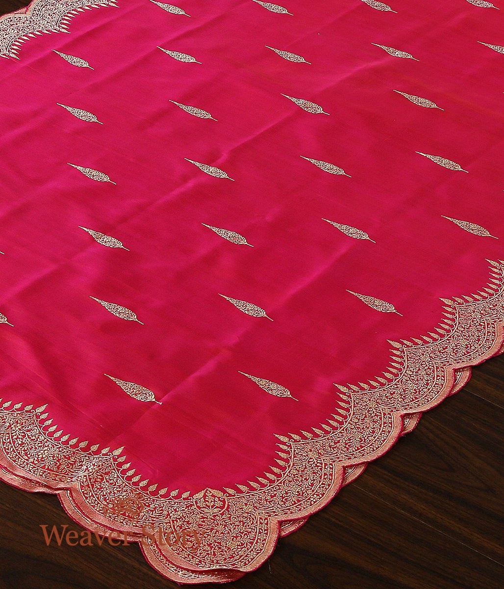 Handloom_Pink_Banarasi_Dupatta_with_Scalloped_Borders_WeaverStory_03