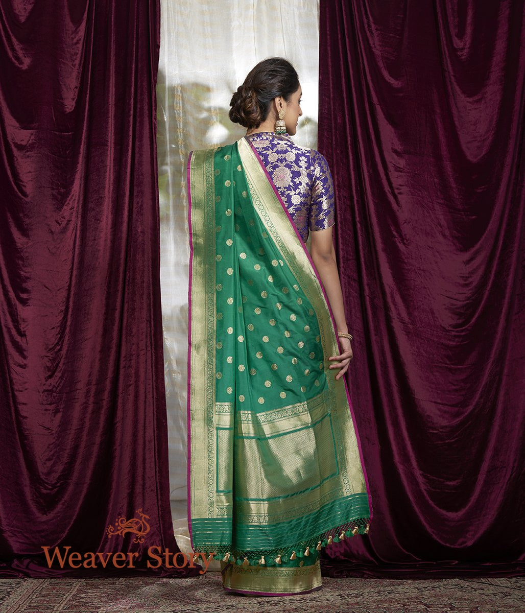 Handwoven_Green_Asharfi_Boota_saree_WeaverStory_03