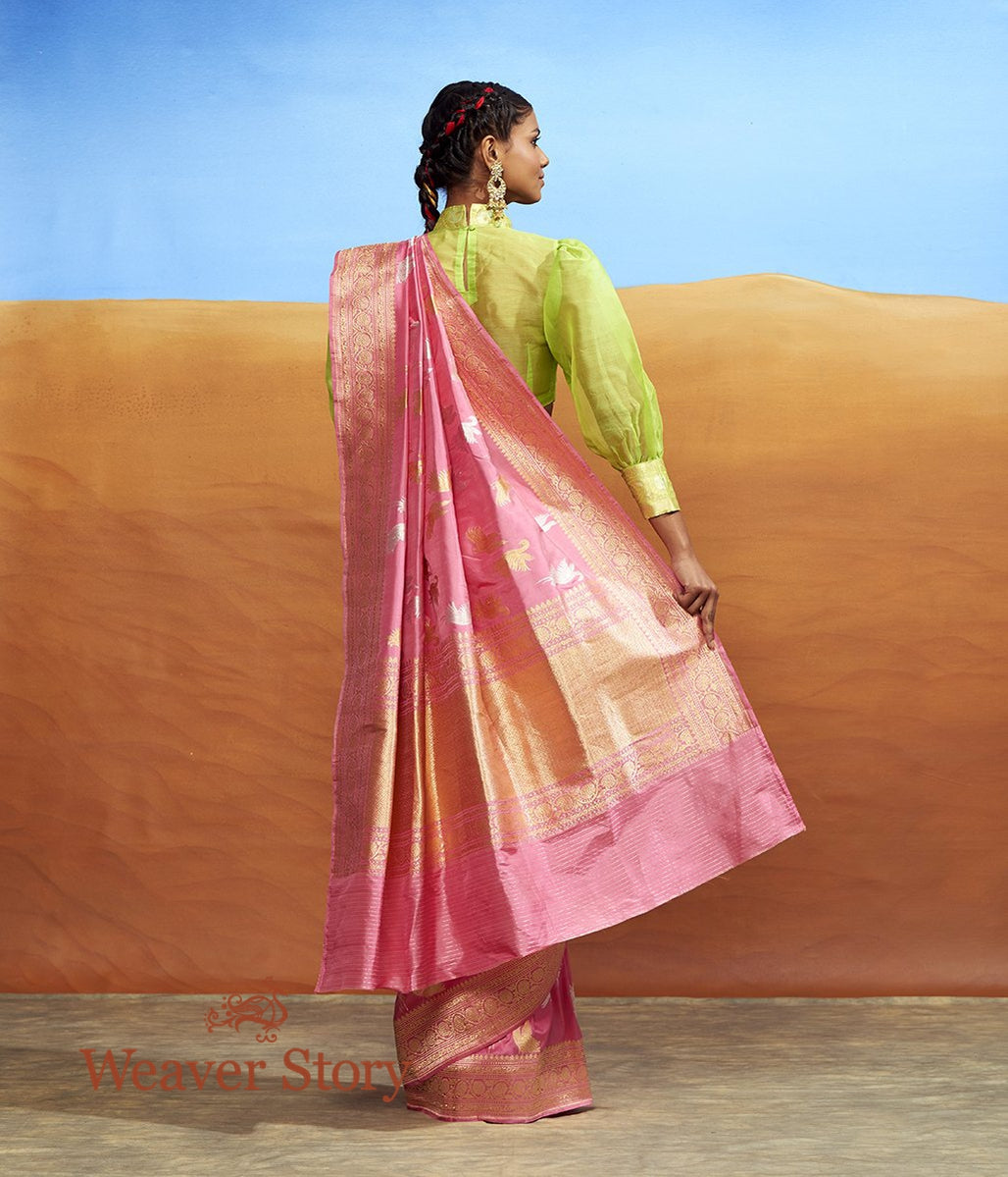 Handwoven_Light_Pink_Banarasi_Saree_with_Birds_woven_in_Kadhwa_Weave_WeaverStory_03