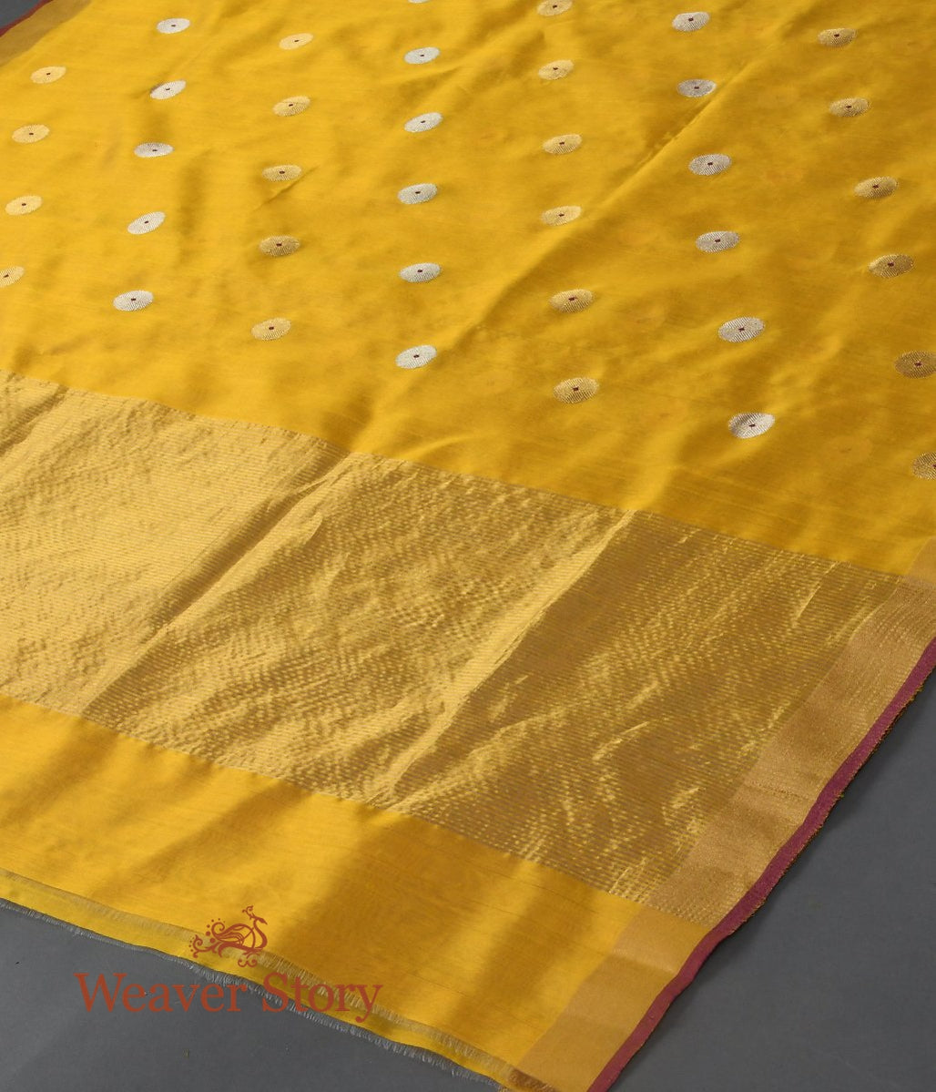 Handloom_Yellow_Chanderi_Silk_Dupatta_with_Asharfi_Boota_WeaverStory_03