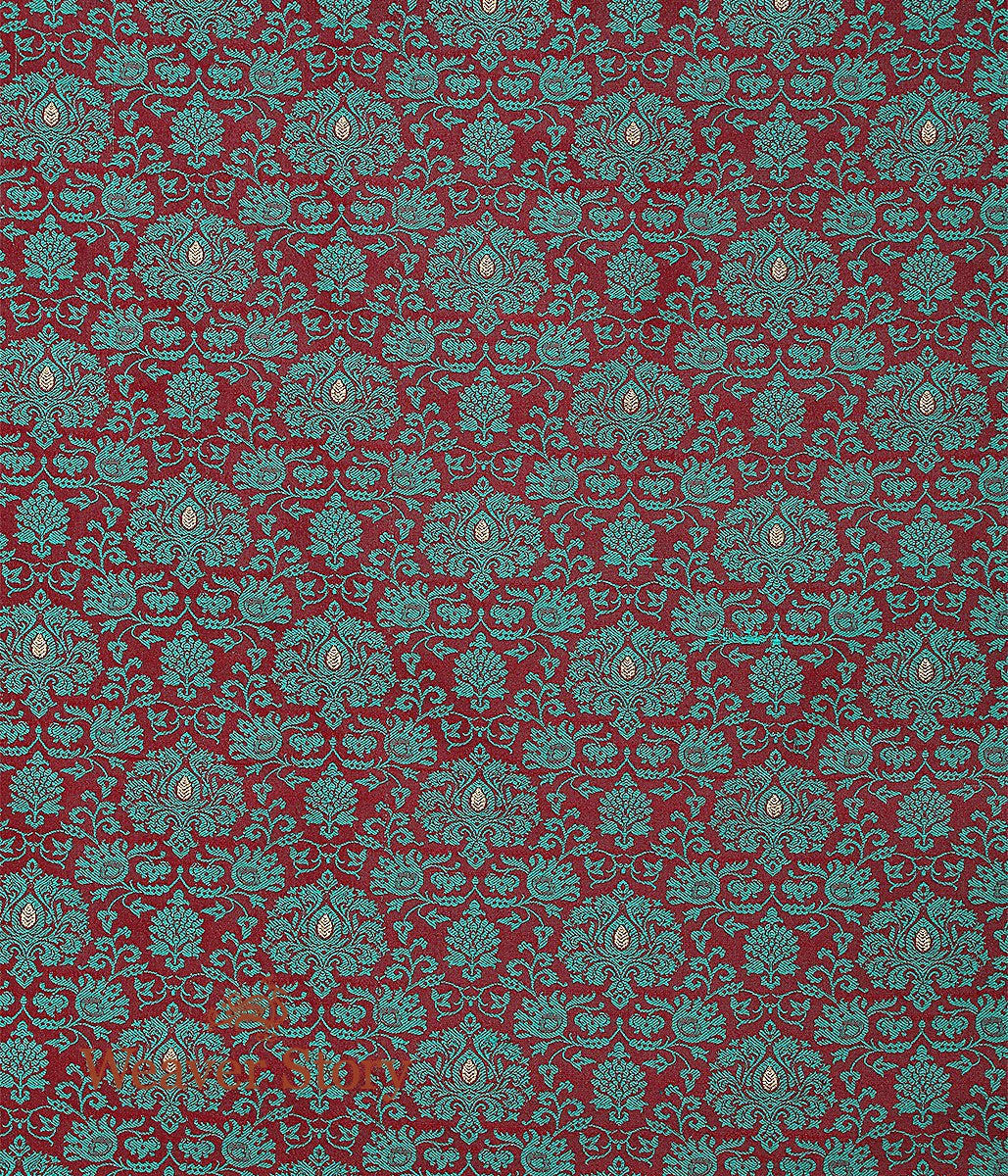 Handloom_Red_and_Green_Zari_Booti_Jaal_Fabric_WeaverStory_03