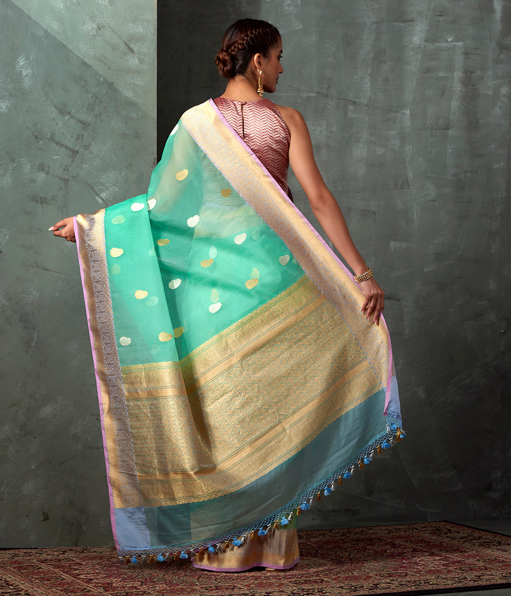 Handwoven_Sea_Green_Kora_Saree_With_Lavender_Border_WeaverStory_03