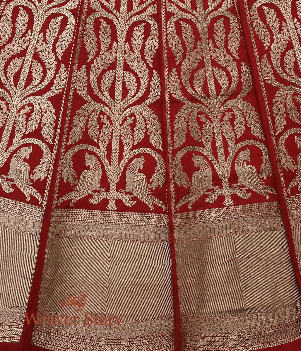 Red_Handloomed_Kadhwa_Banarasi_Silk_Lehenga_with_Parrots_WeaverStory_04