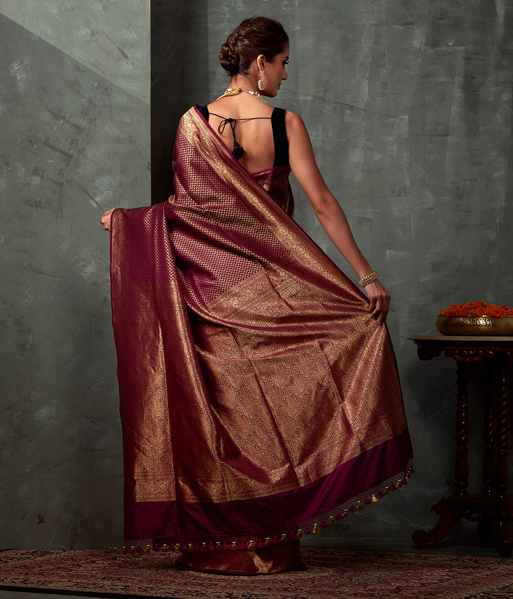 Handwoven_Wine_Katan_Silk_saree_with_Small_Paislye_Motifs_Woven_in_Zari_WeaverStory_03