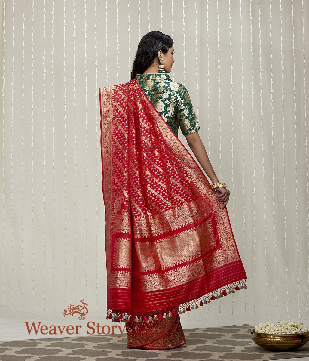 Handloom_Red_Real_Zari_Banarasi_Jangla_WeaverStory_03