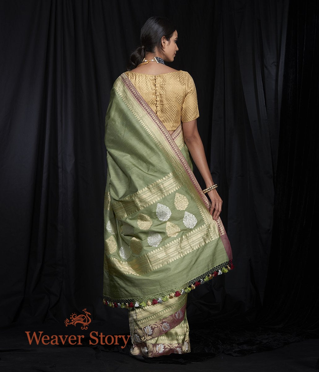 Handwoven_Green_Tusser_Saree_with_Wine_Kadhwa_Border_WeaverStory_03