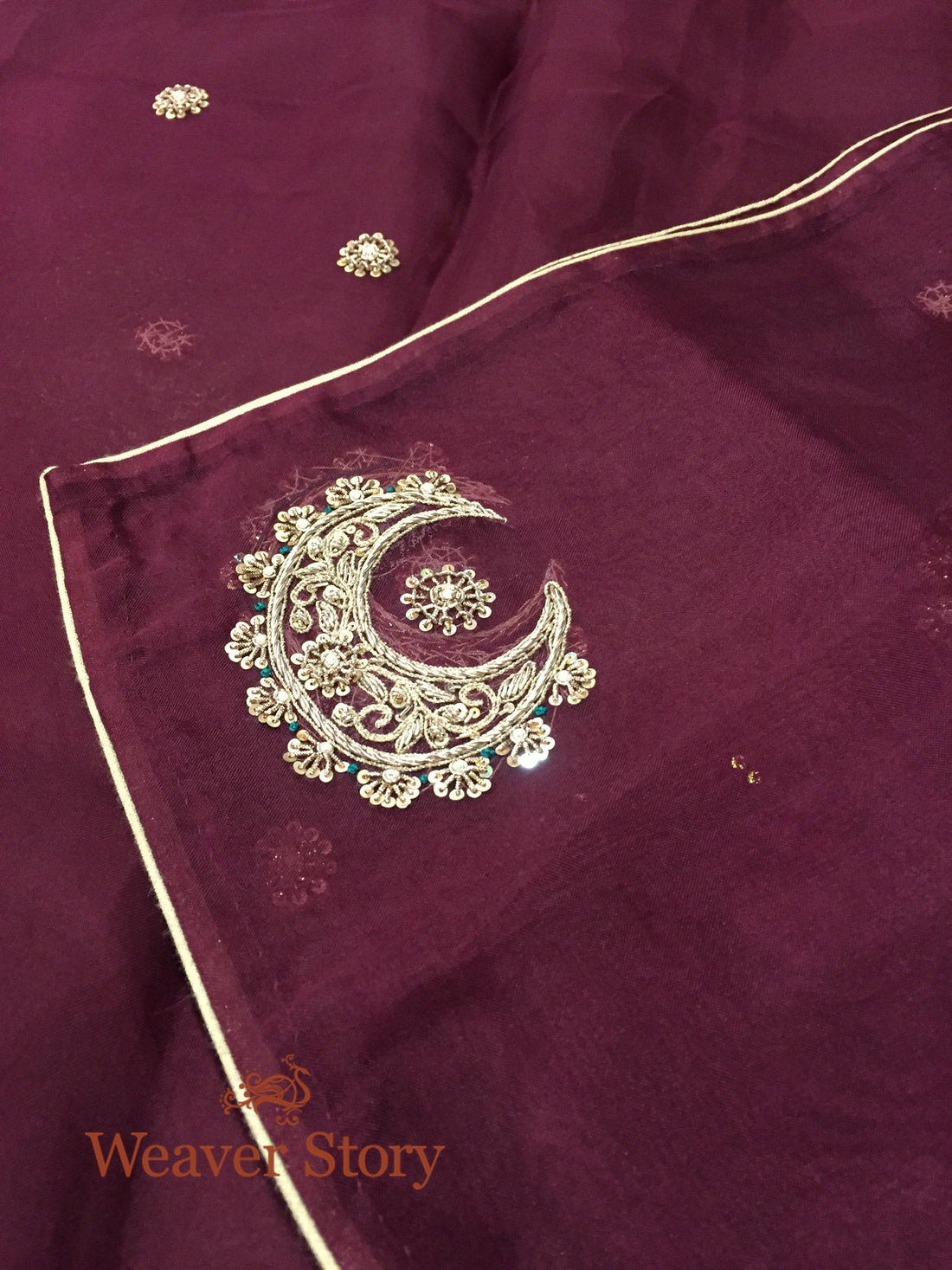 Handloom_Wine_Chaand_Boota_Dupatta_with_Zardozi_Work_WeaverStory_02