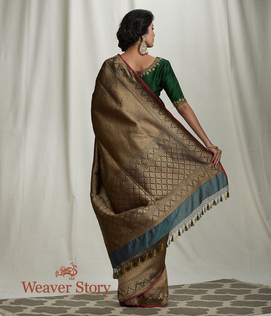 Handwoven_Green_Antique_Zari_Tanchoi_Saree_WeaverStory_03