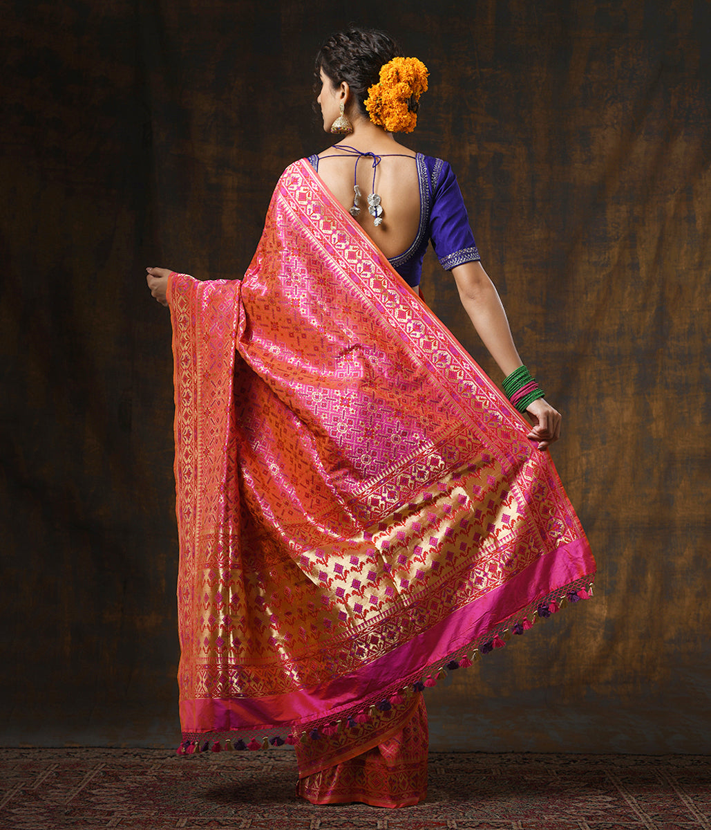 Handloom_Pink_Peach_Heavy_Banarasi_Patola_Saree_WeaverStory_03