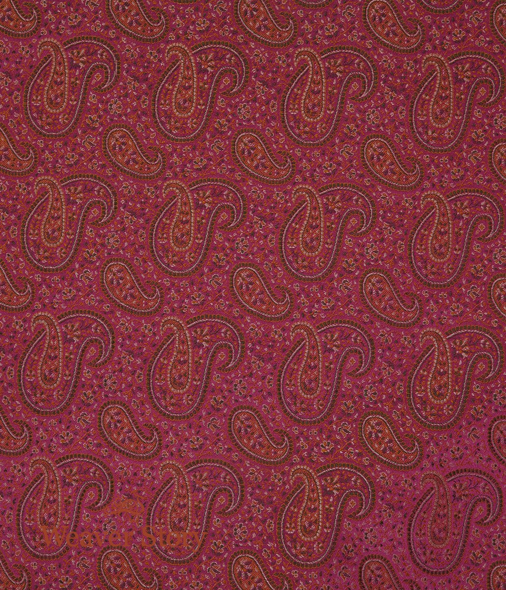 Handloom_Pink_Jamawar_Fabric_with_Small_Paisleys_WeaverStory_03
