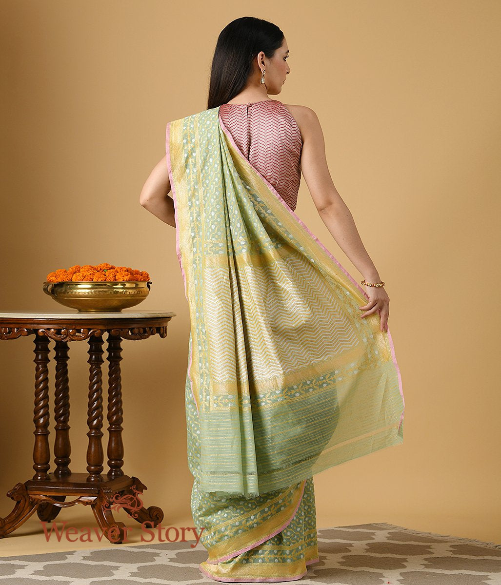 Handloom_Light_Green_Banarasi_Cotton_Saree_with_Gold_and_Silver_Zari_Jaal_WeaverStory_03