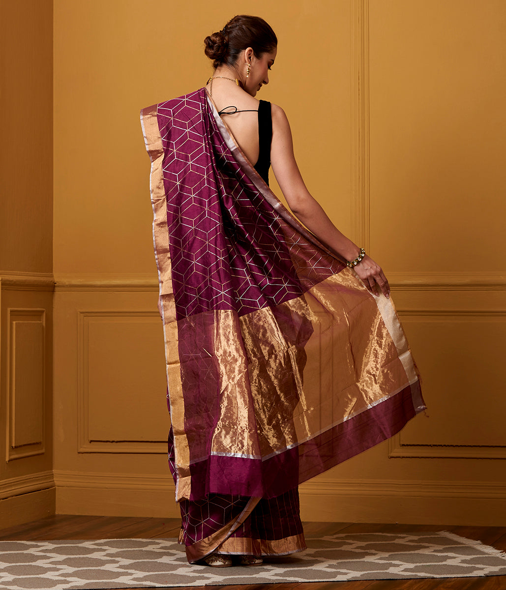 Handloom_Pure_Silk_Chanderi_Saree_with_a_gold_Zari_Geometric_Jaal_WeaverStory_03